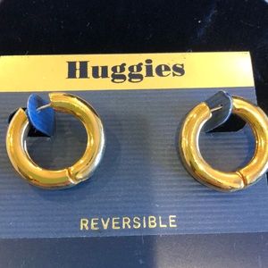 Gold Hoop Earring s w/ Center Hinge-Boutique